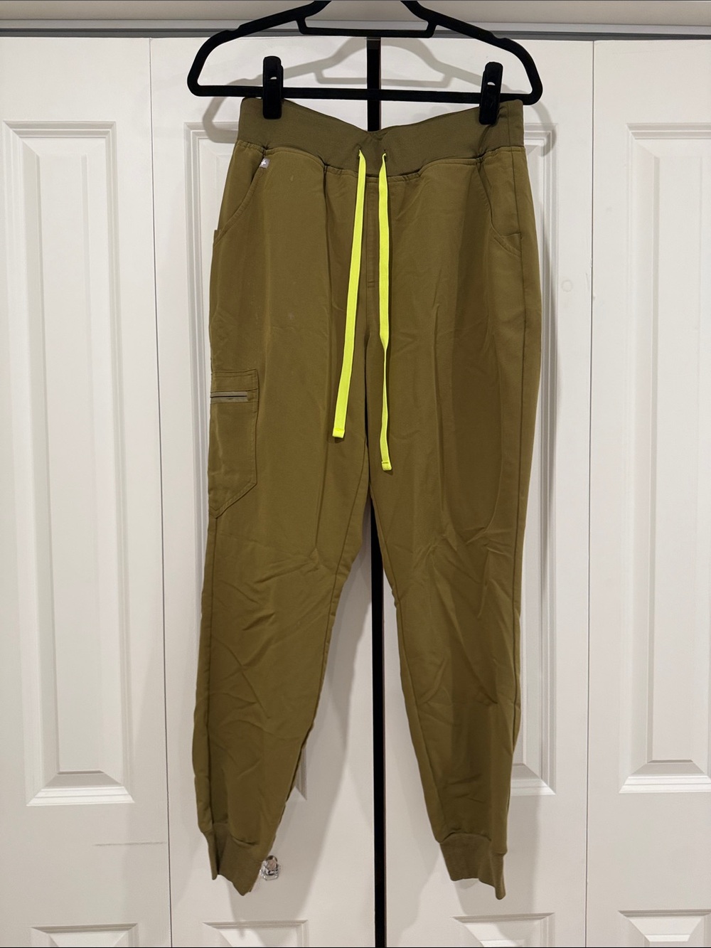 Women’s Figs Martini Olive Zamora HR Scrub Joggers
